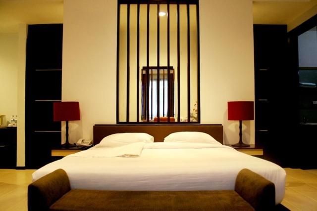 Rumah Nenek Hotel And Restaurant Padang (Sumatra) Quarto foto
