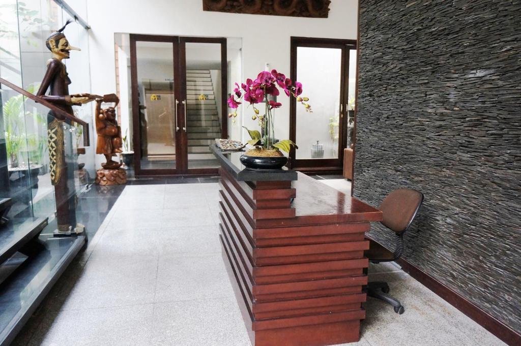 Rumah Nenek Hotel And Restaurant Padang (Sumatra) Exterior foto